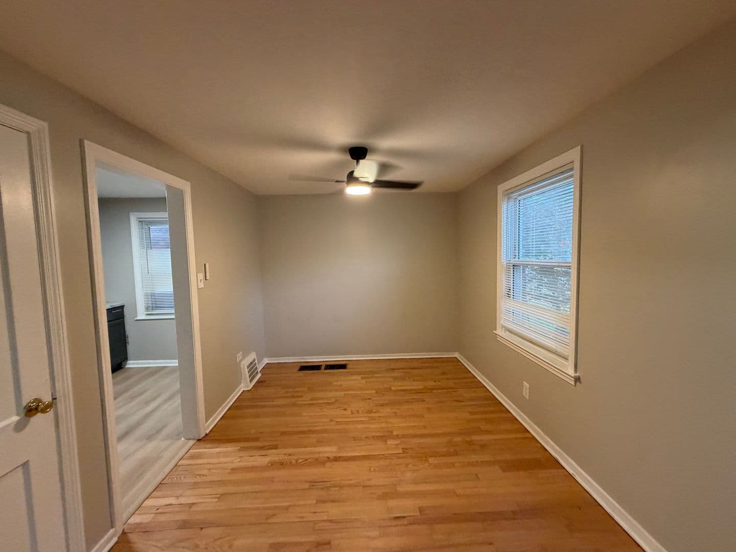 Chicago House: 8345 S Hamilton Ave