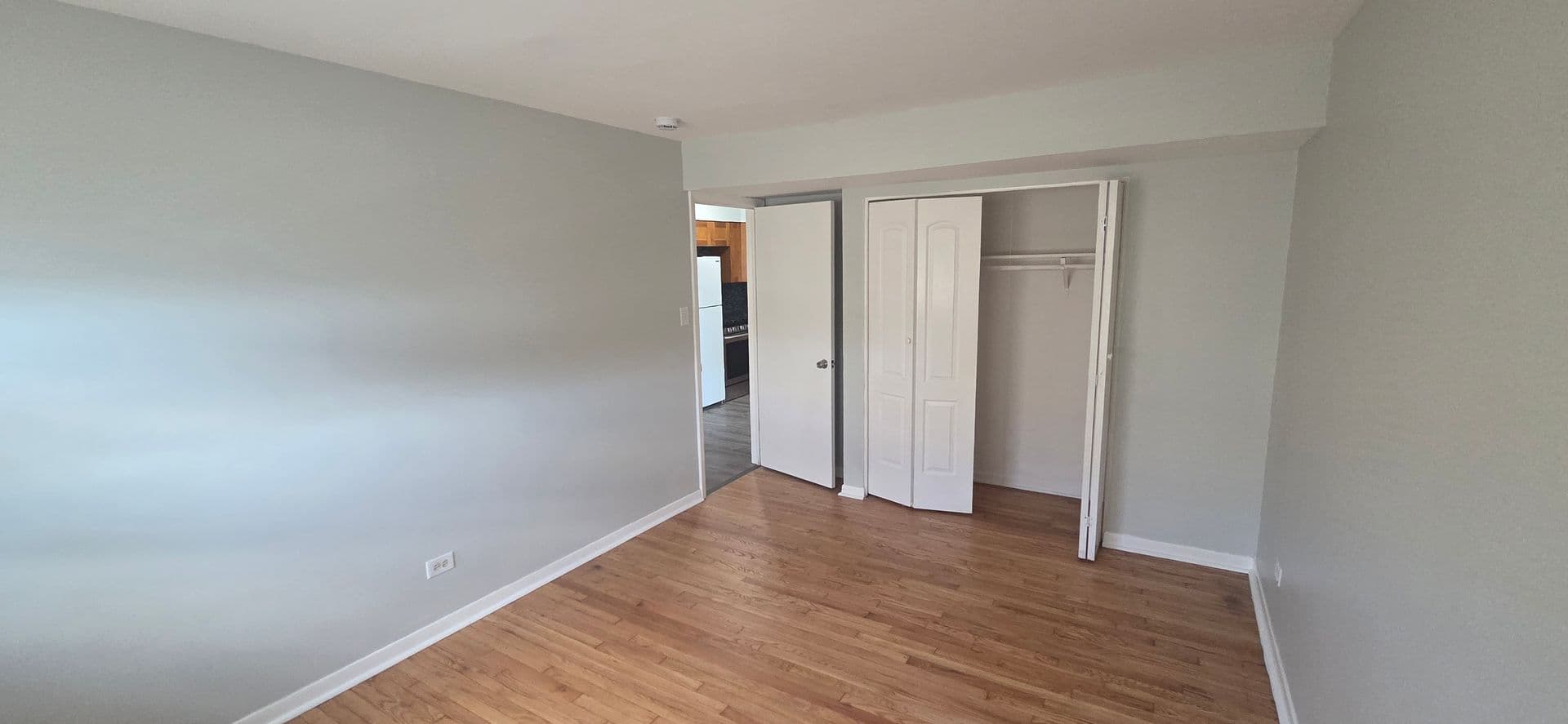Chicago Apartment: 7345 S Kedzie Ave