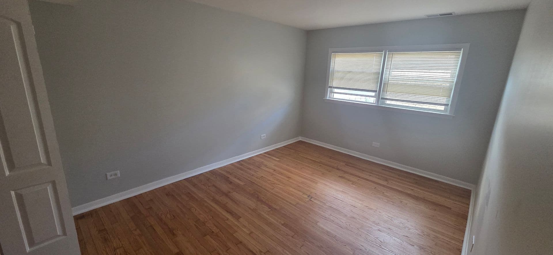 Chicago Apartment: 7345 S Kedzie Ave