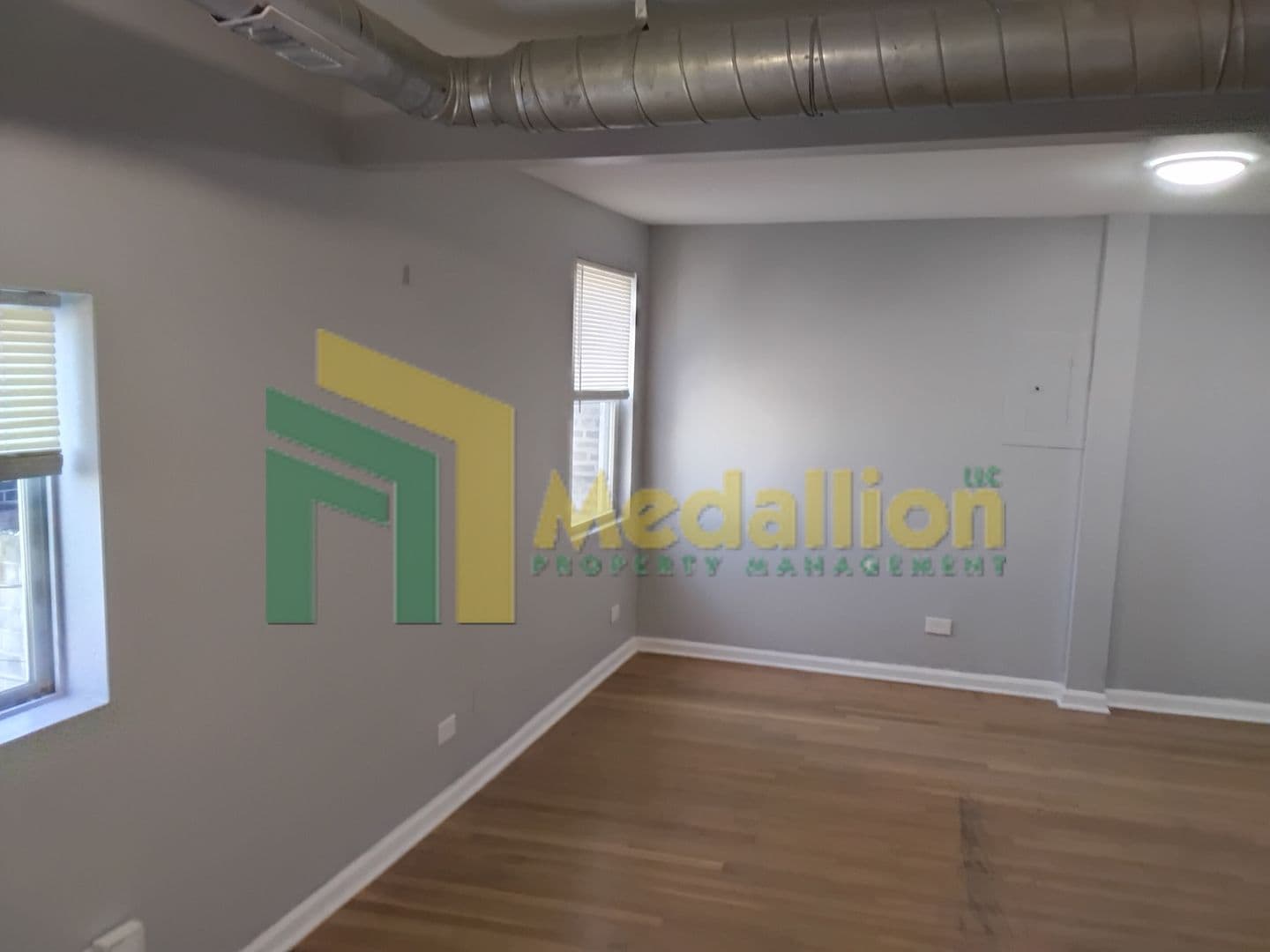 Chicago Apartment: 1241 N Ashland Ave (2nd Fl Rear)