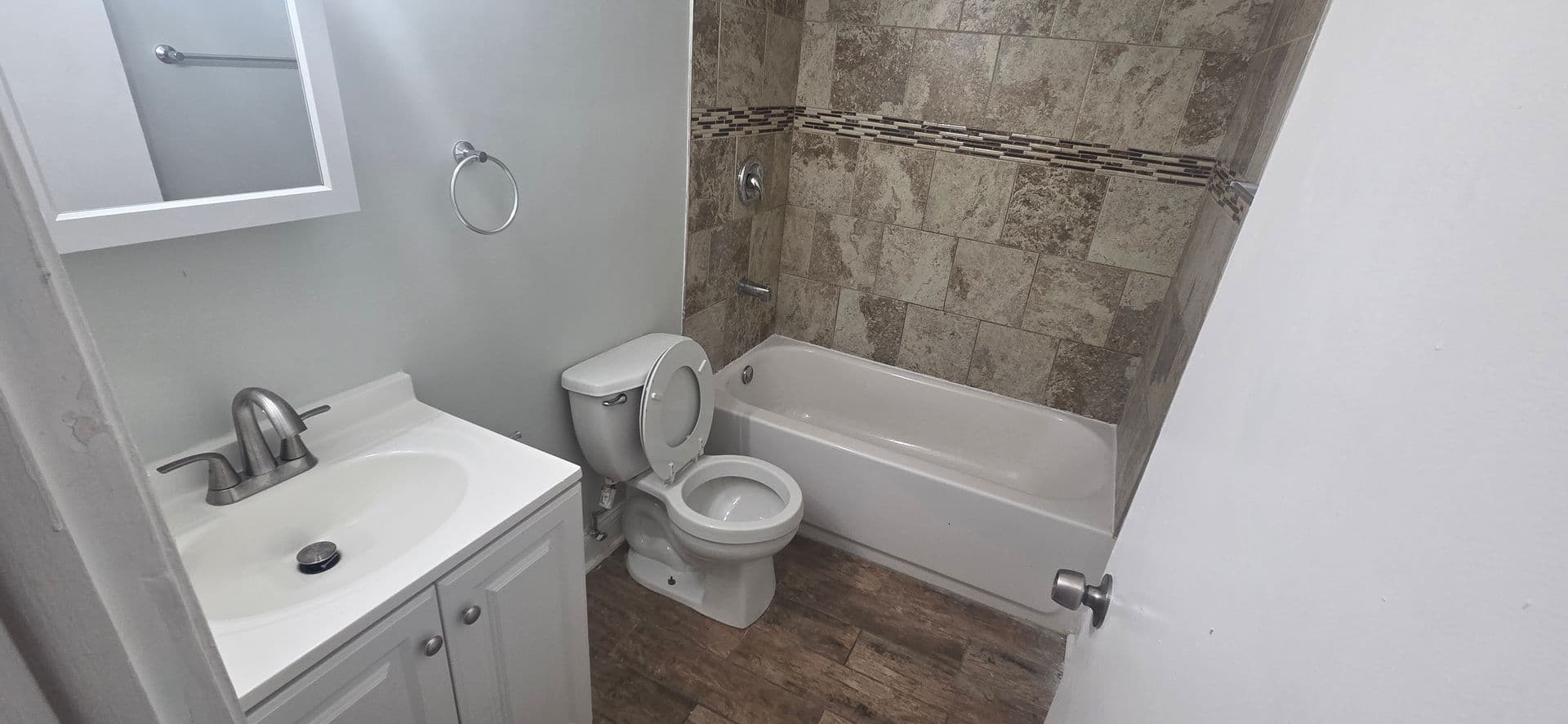 Chicago Apartment: 7345 S Kedzie Ave