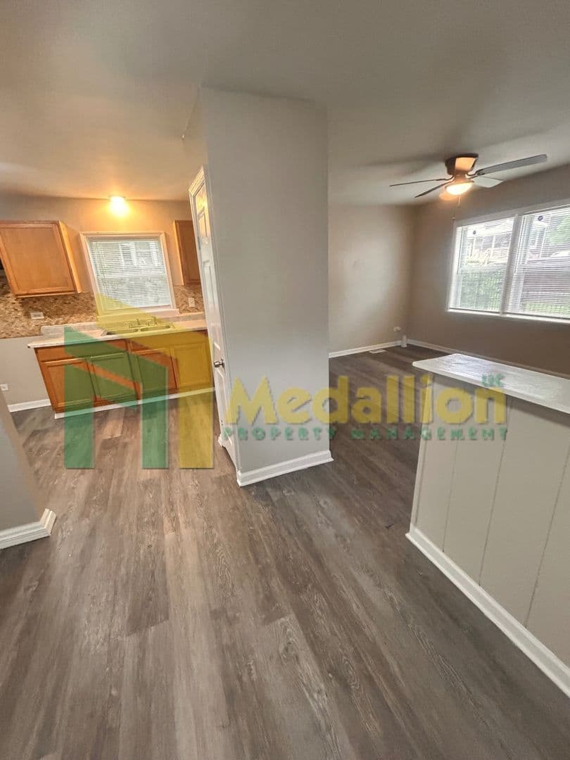 Chicago House: 8358 S Morgan St