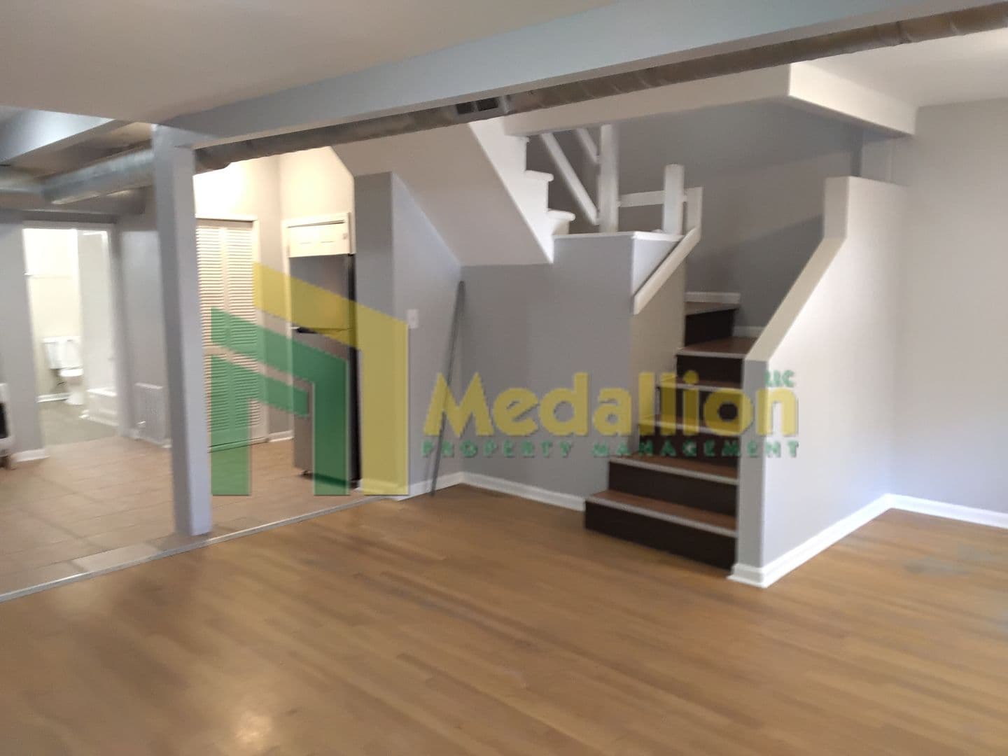 Chicago Apartment: 1241 N Ashland Ave (2nd Fl Rear)