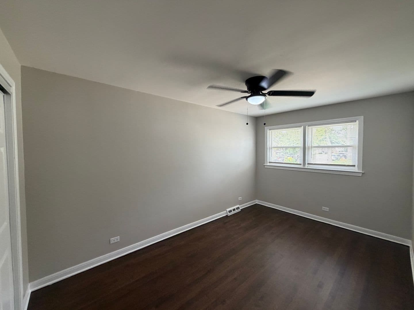 Chicago House: 9756 S Lowe Ave