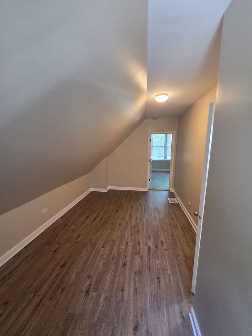 Chicago House: 8839 S Princeton Ave