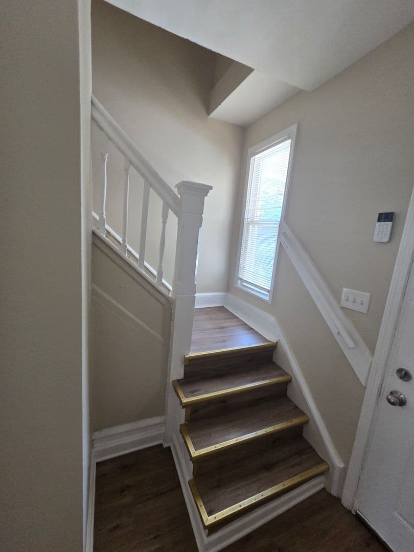 Chicago House: 8839 S Princeton Ave