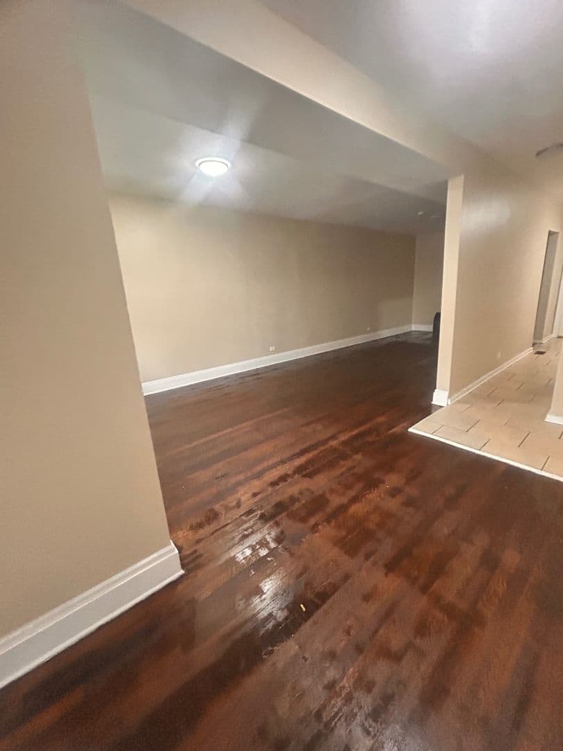 Chicago House: 6938 S Prairie Ave