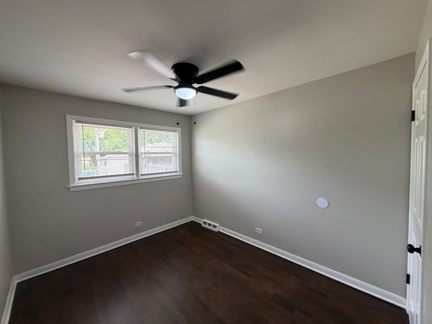 Chicago House: 9756 S Lowe Ave