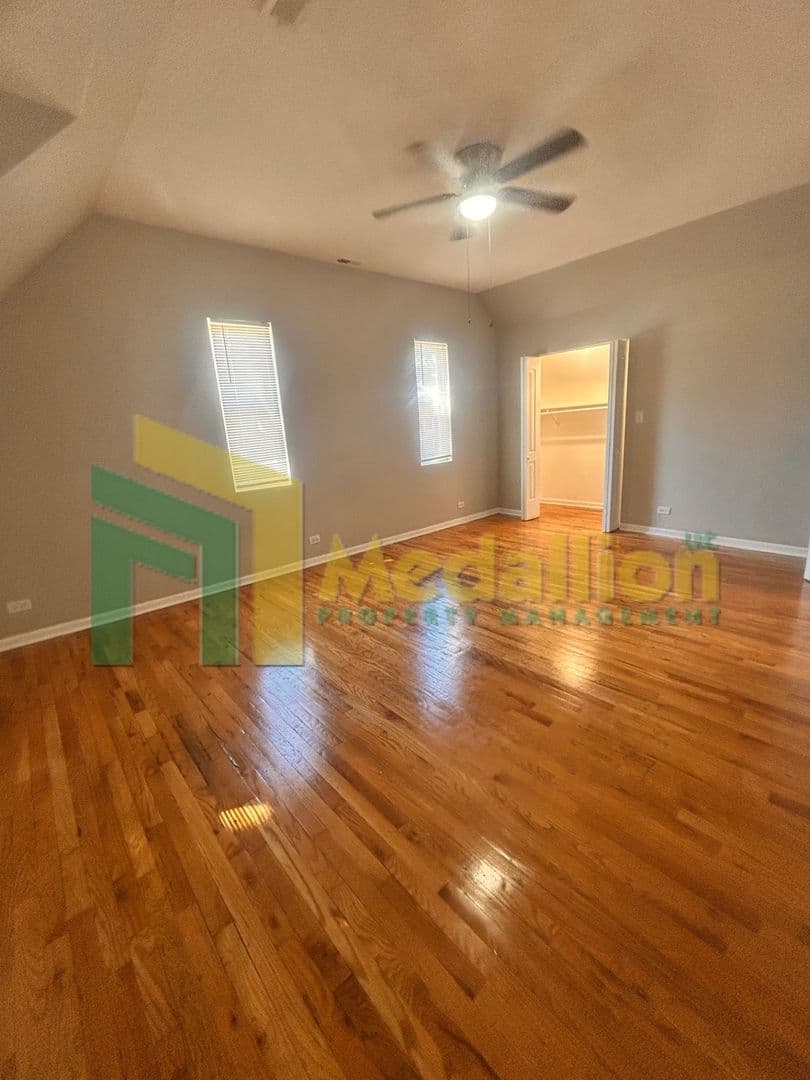 Chicago Apartment: 4700 W Monroe St
