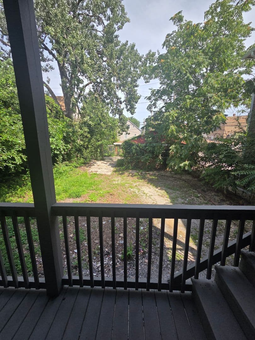 Chicago Multiplex: 2910 E 87th St - UNIT 1