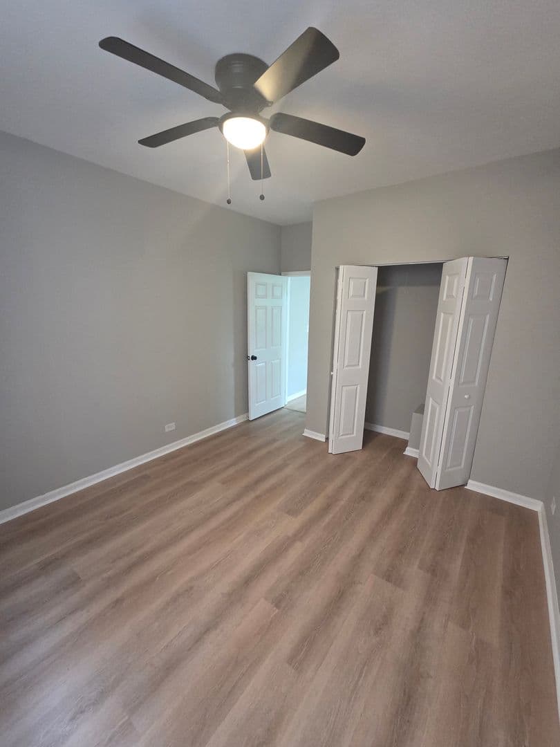 Chicago Multiplex: 2910 E 87th St - UNIT 1