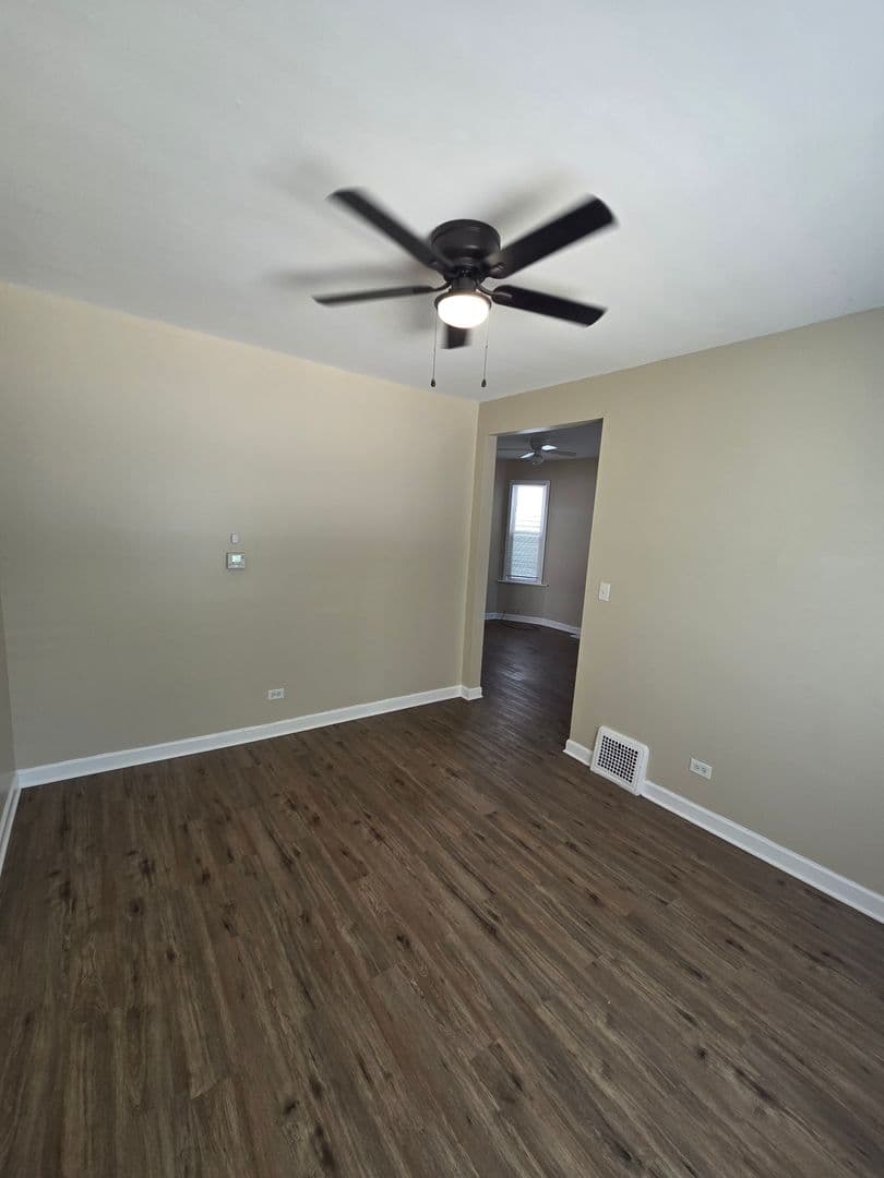 Chicago House: 8839 S Princeton Ave