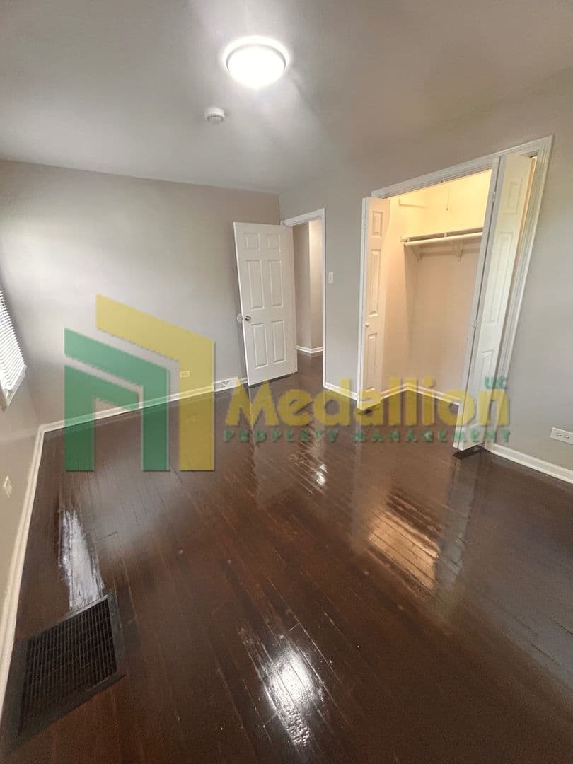 Chicago House: 12216 S Morgan St