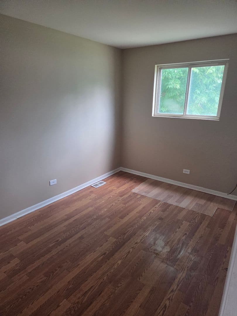 Chicago House: 7514 S Winchester Ave