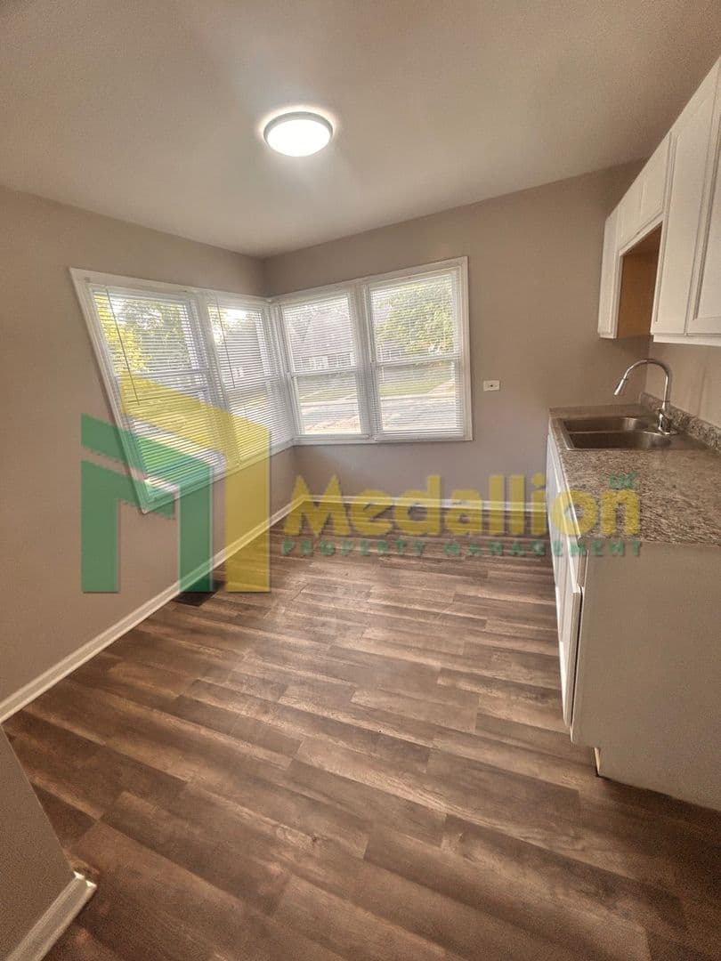 Chicago House: 12216 S Morgan St
