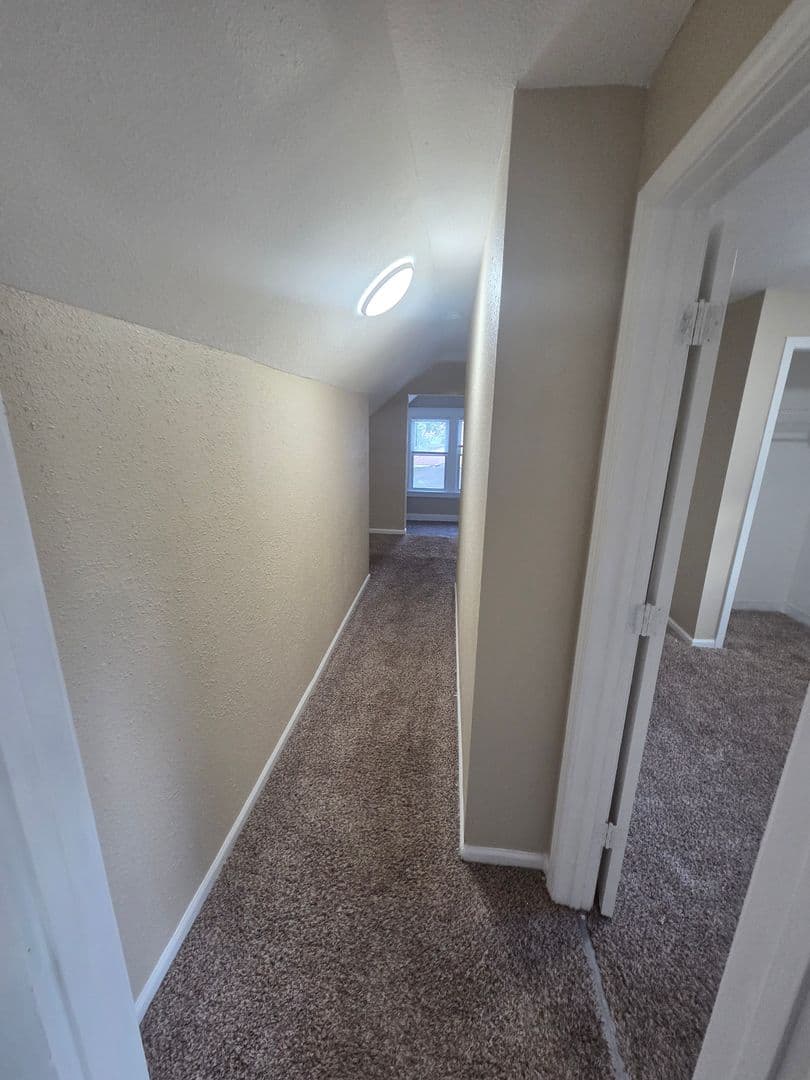 Chicago House: 10135 S Racine Ave