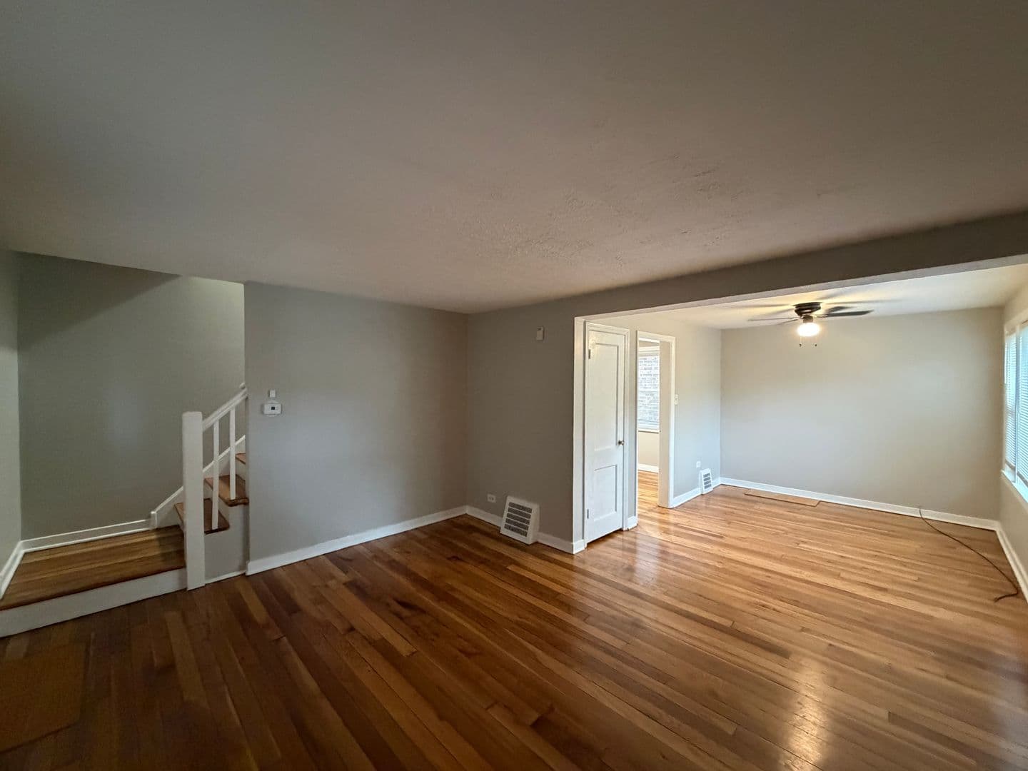 Chicago House: 8339 S Hamilton Ave