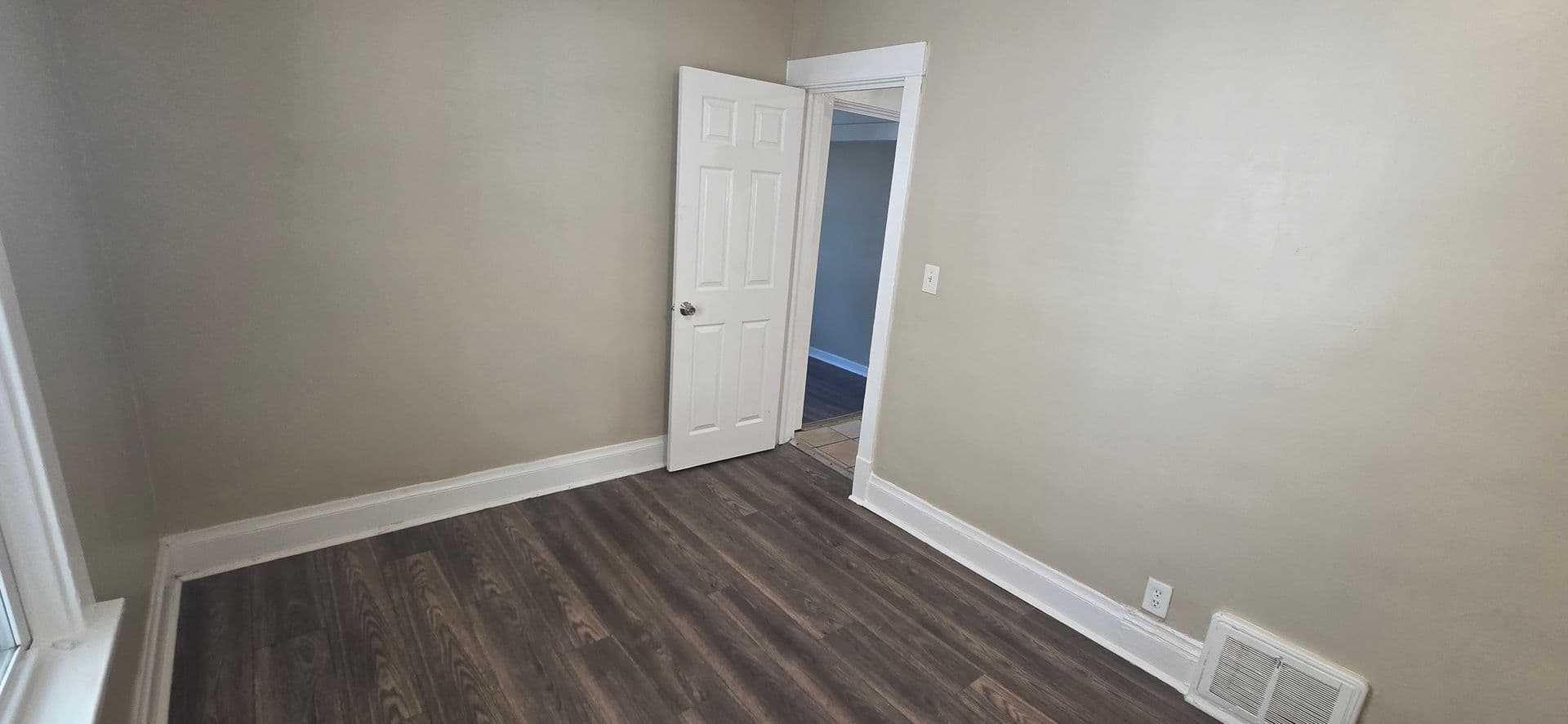 Chicago House: 9815 S Throop St