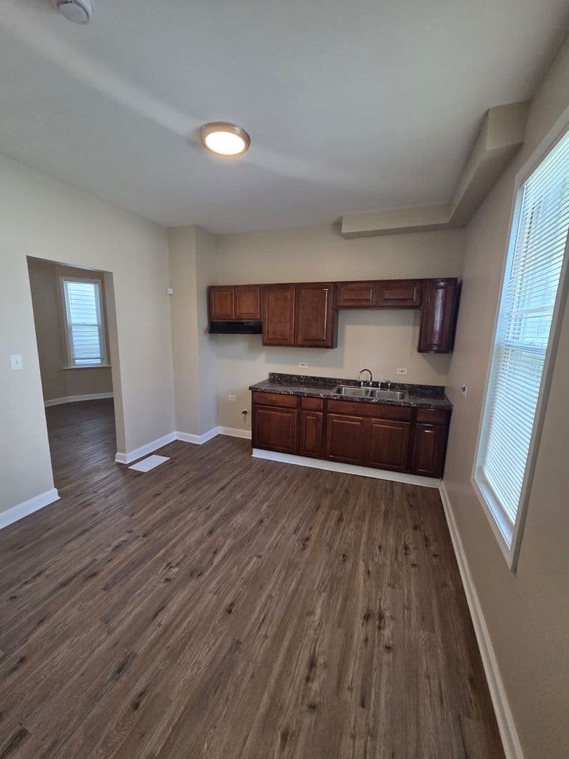 Chicago House: 8839 S Princeton Ave
