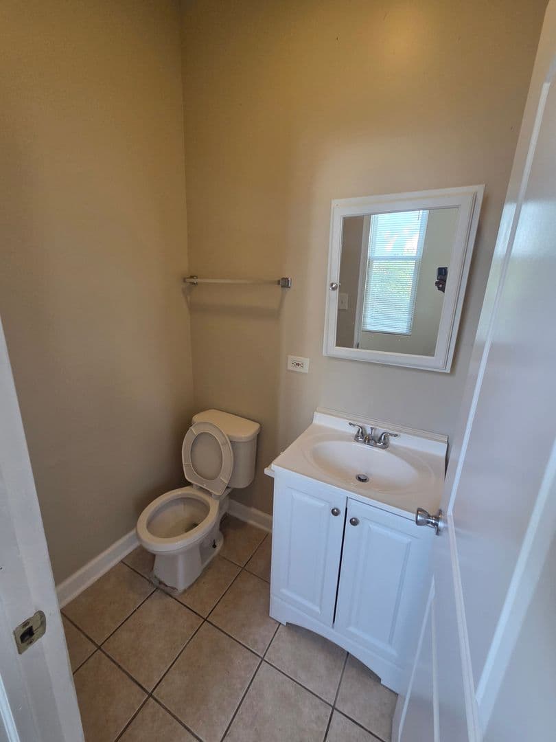 Chicago House: 8839 S Princeton Ave