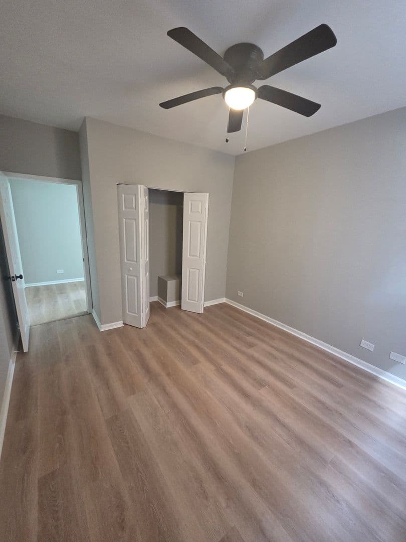 Chicago Multiplex: 2910 E 87th St - UNIT 1
