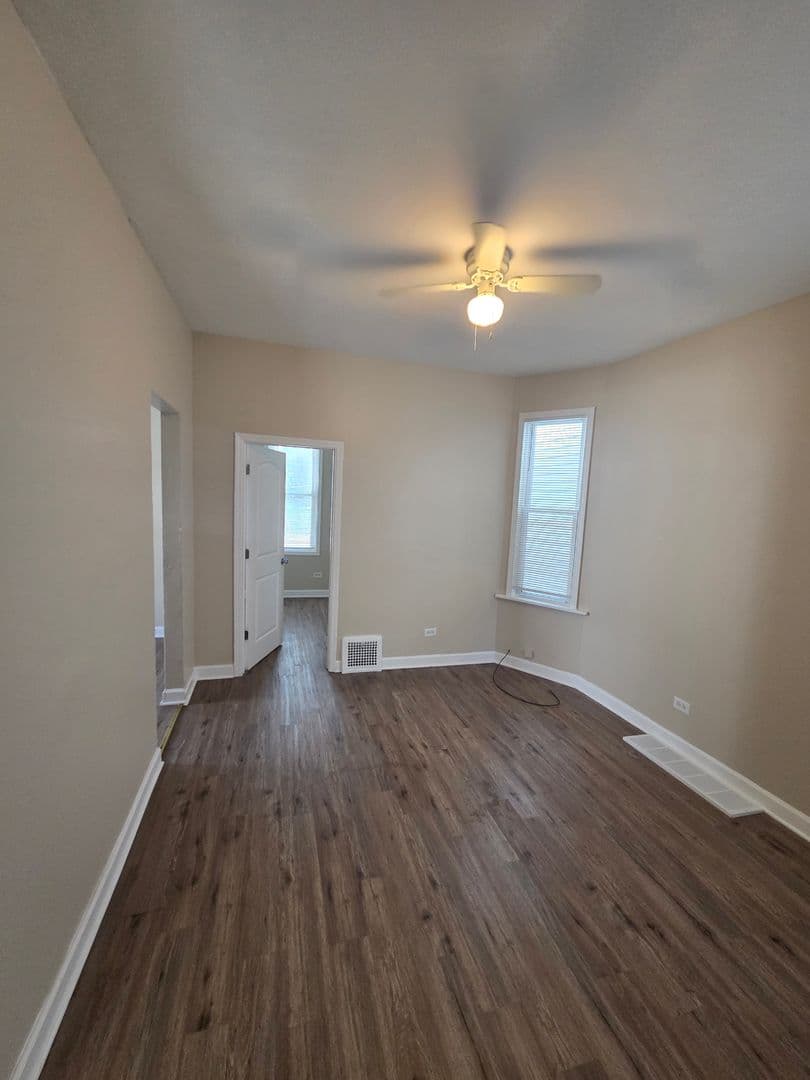 Chicago House: 8839 S Princeton Ave