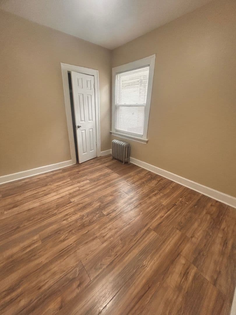 Chicago House: 8740 S Justine St