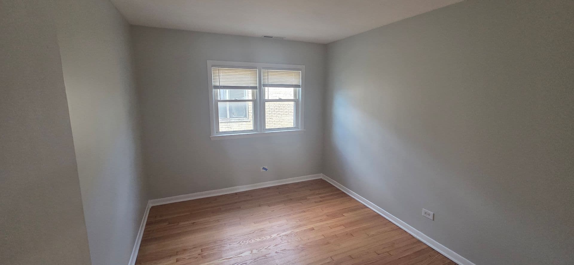 Chicago Apartment: 7345 S Kedzie Ave