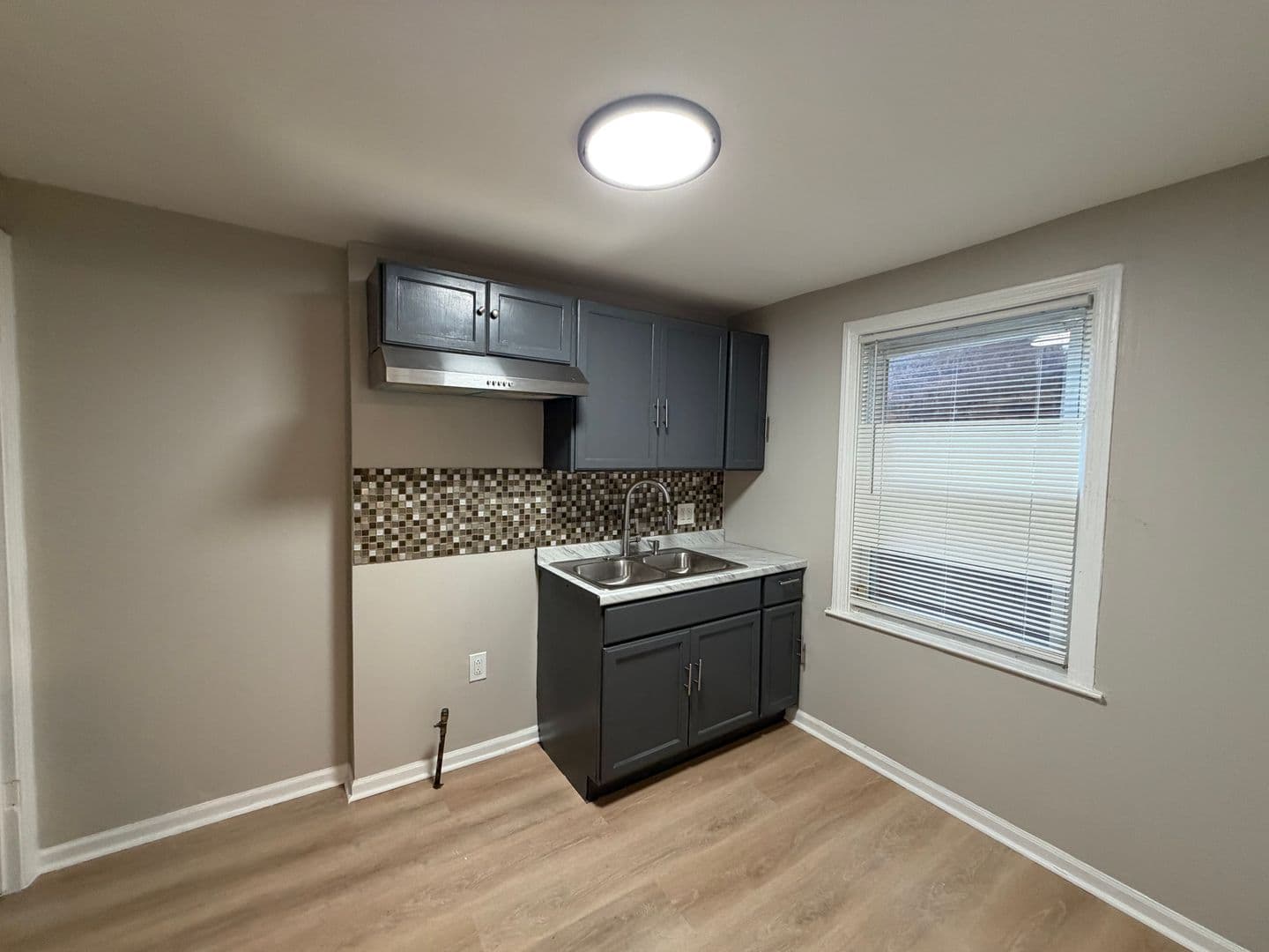 Chicago House: 8345 S Hamilton Ave