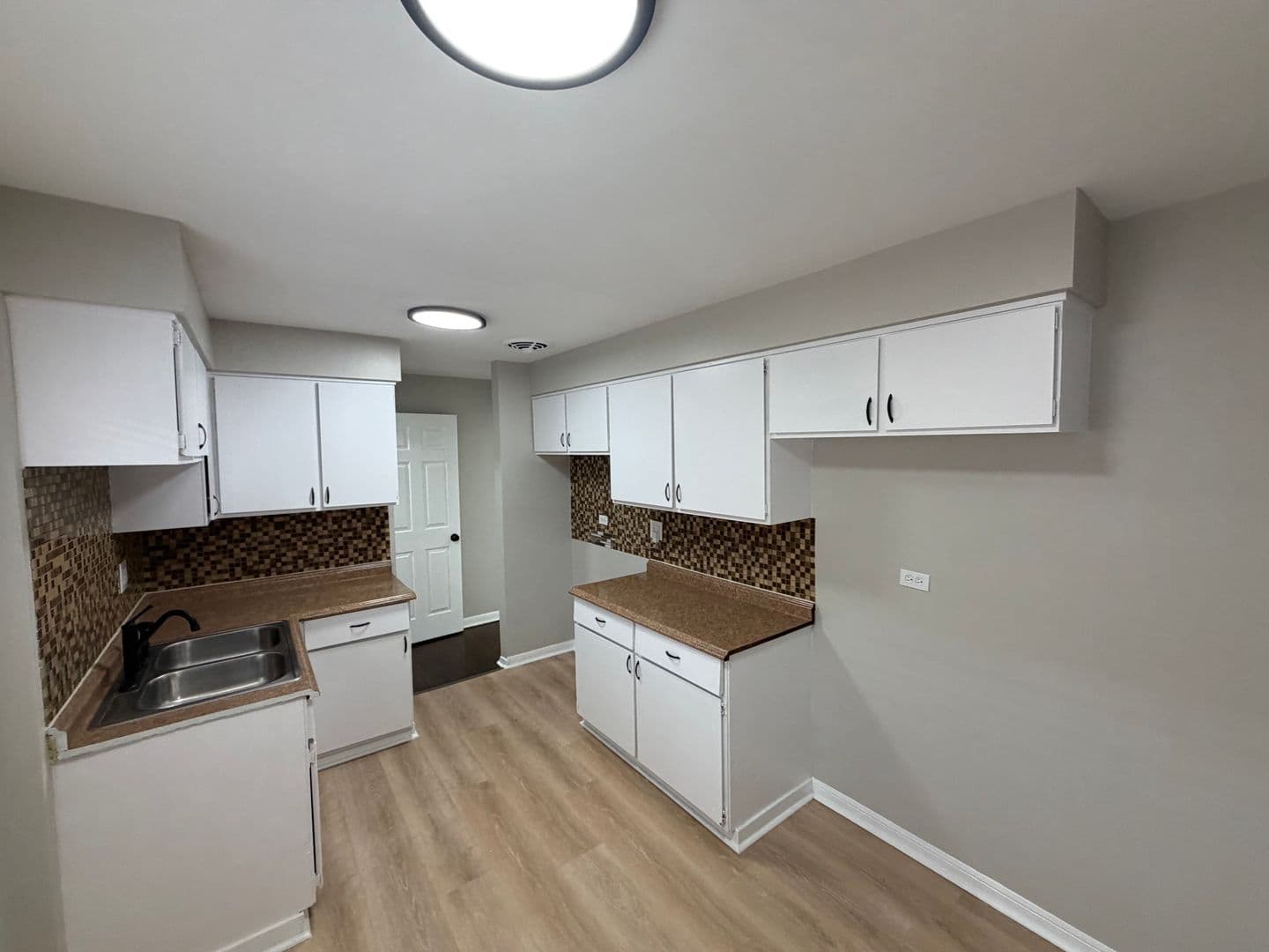Chicago House: 9756 S Lowe Ave