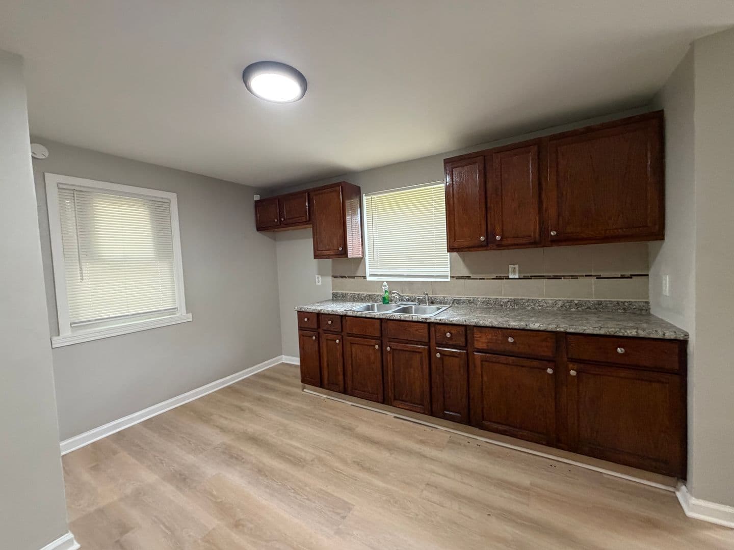 Chicago House: 12406 S Normal Ave