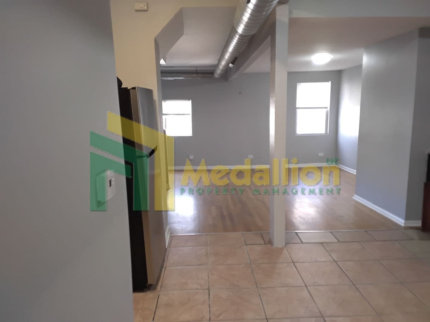 Chicago Apartment: 1241 N Ashland Ave (2nd Fl Rear)