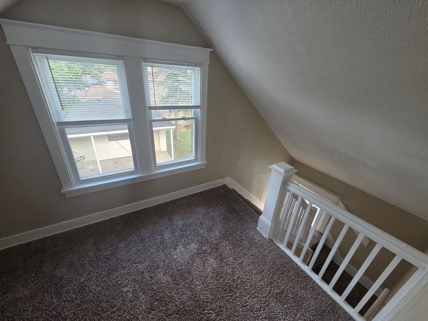 Chicago House: 10135 S Racine Ave