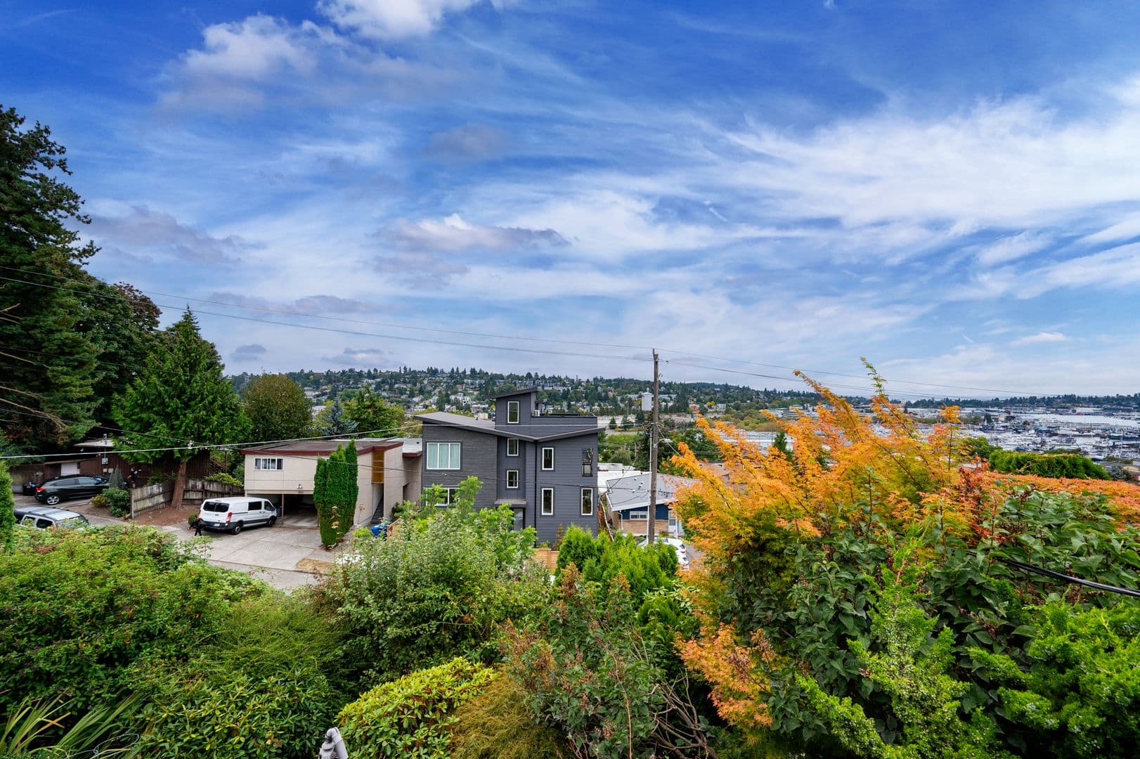 Seattle Apartment: 3622 13th Ave W