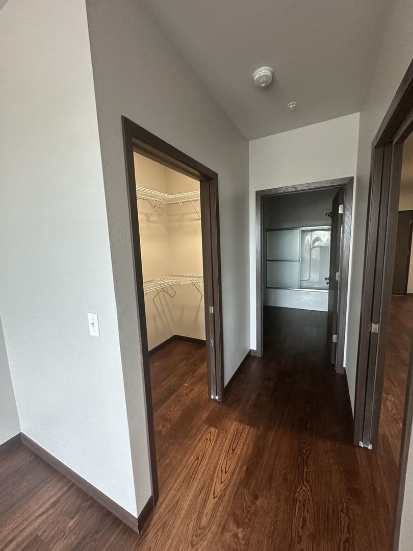 Coralville Apartment: 1708 5th St.