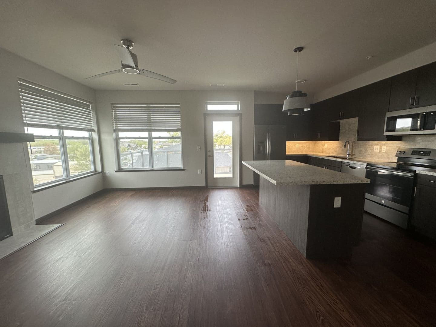Coralville Apartment: 1708 5th St.