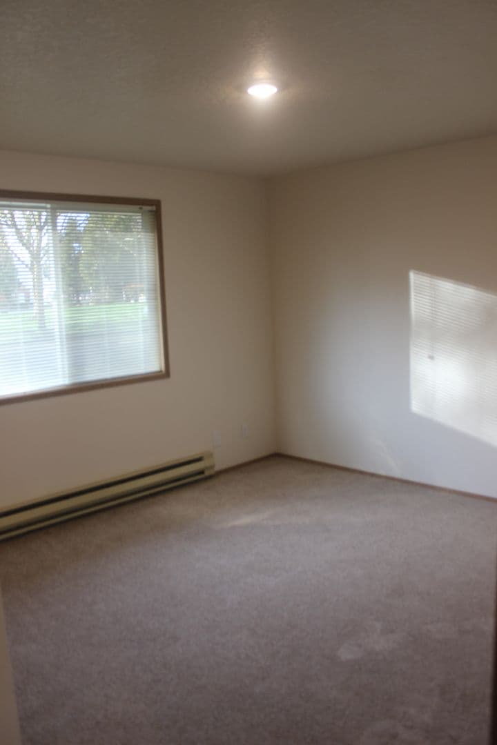 Hillsboro House: 3233 NE Brogden Street