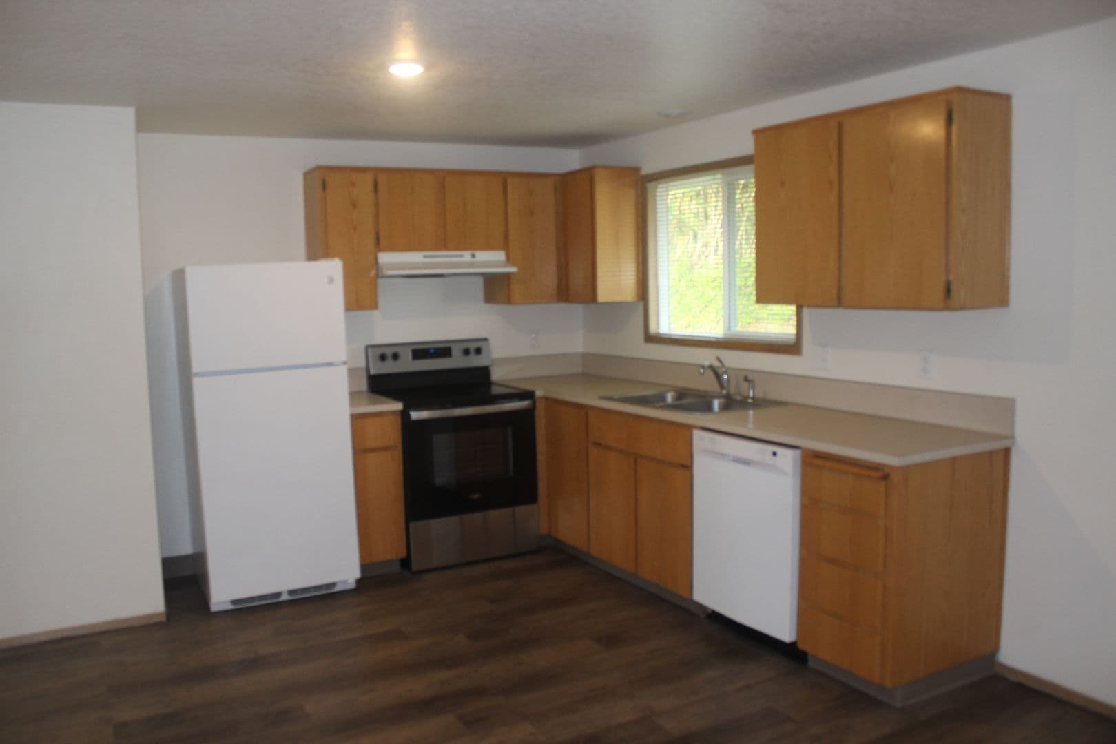 Hillsboro House: 3233 NE Brogden Street