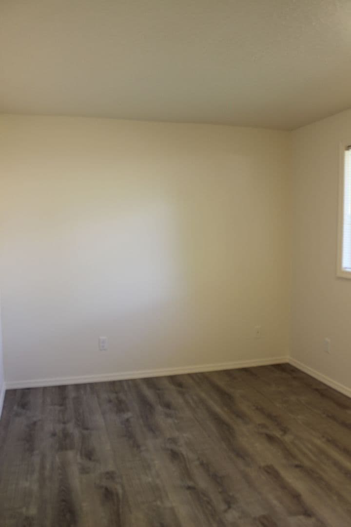 Hillsboro Apartment: 2055 NE Barberry Dr.
