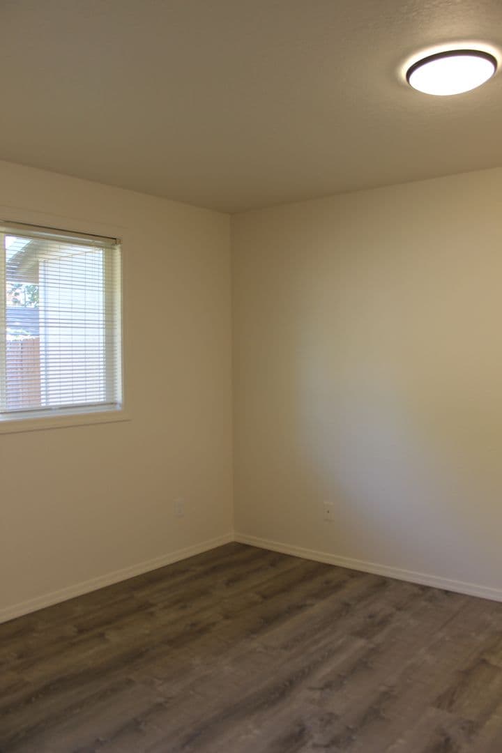 Hillsboro Apartment: 2055 NE Barberry Dr.