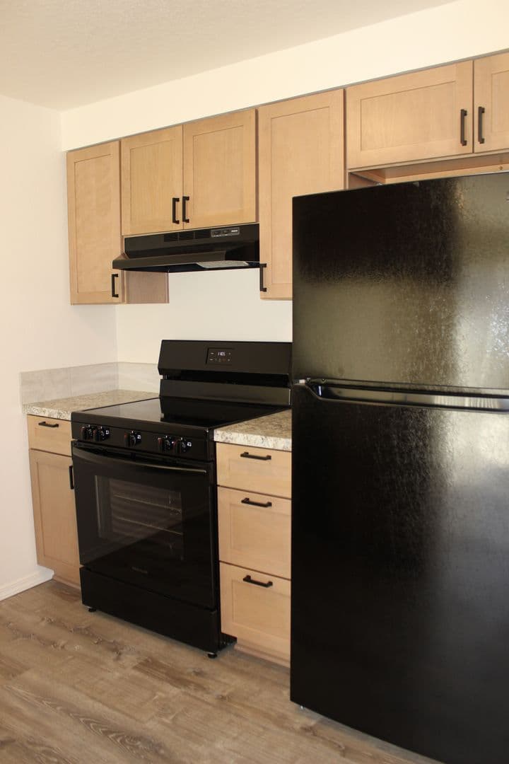 Hillsboro Apartment: 2055 NE Barberry Dr.