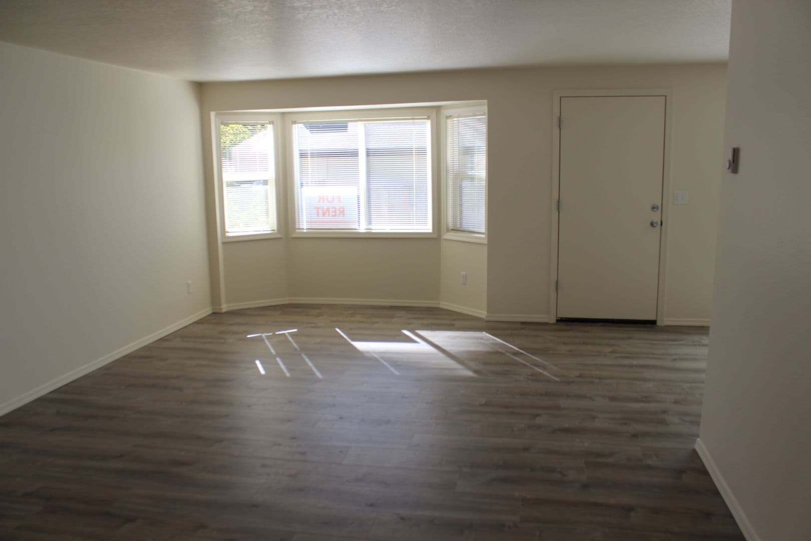 Hillsboro Apartment: 2055 NE Barberry Dr.