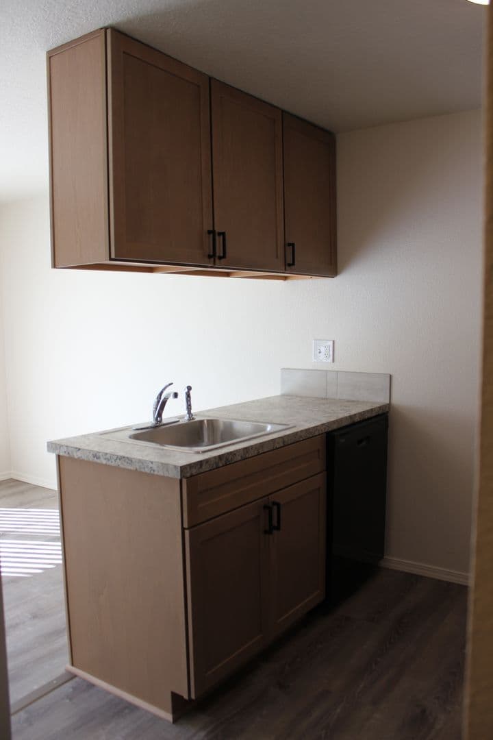 Hillsboro Apartment: 2055 NE Barberry Dr.