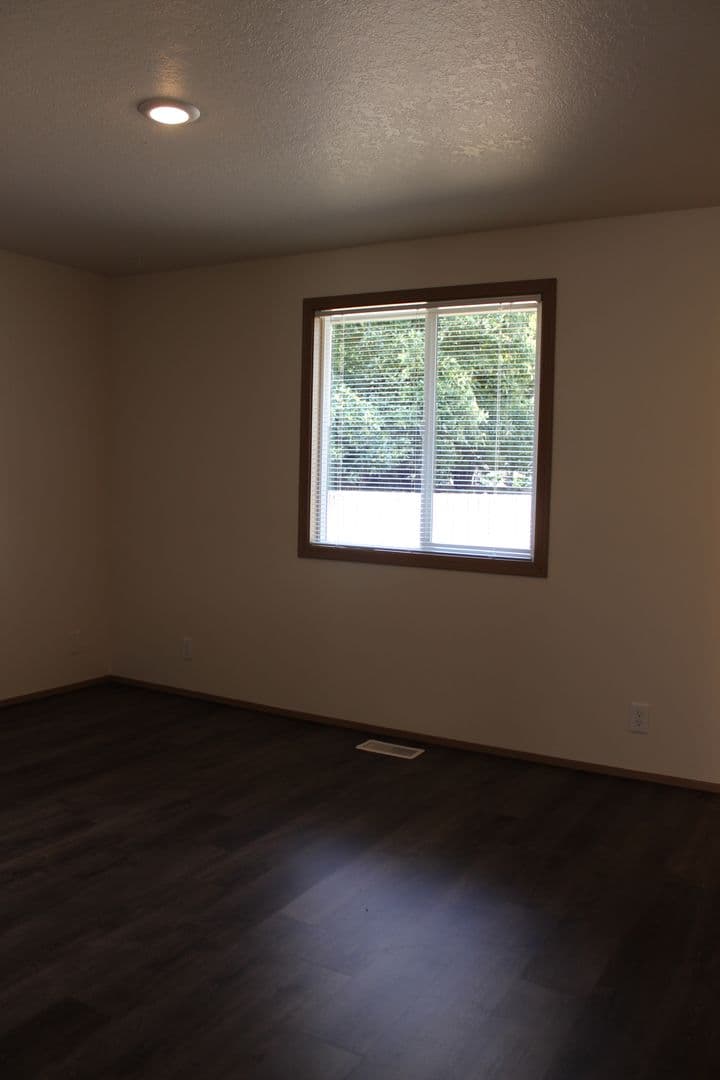 Beaverton House: 1045 SW 178th Place