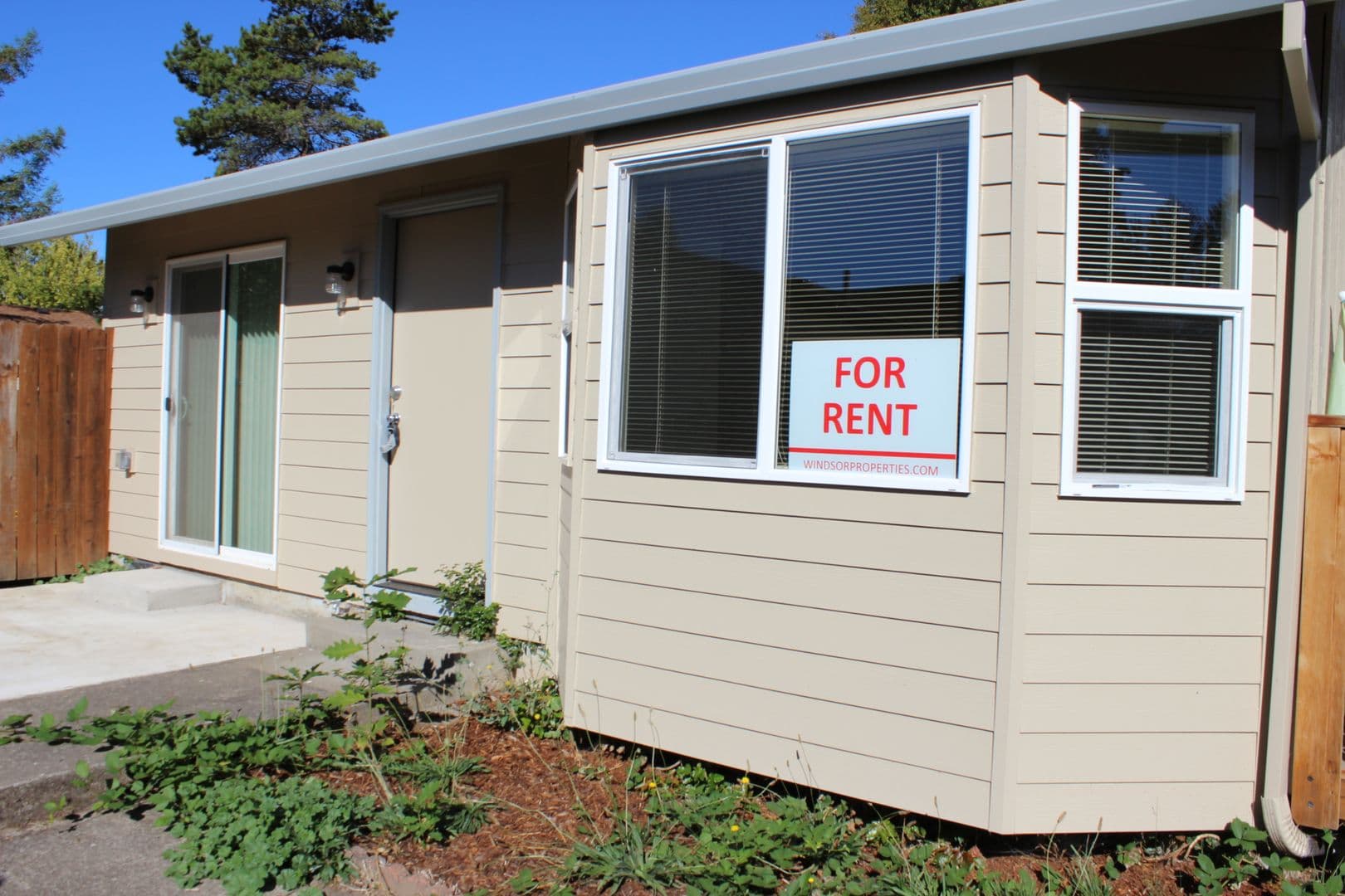 Hillsboro Apartment: 2055 NE Barberry Dr.