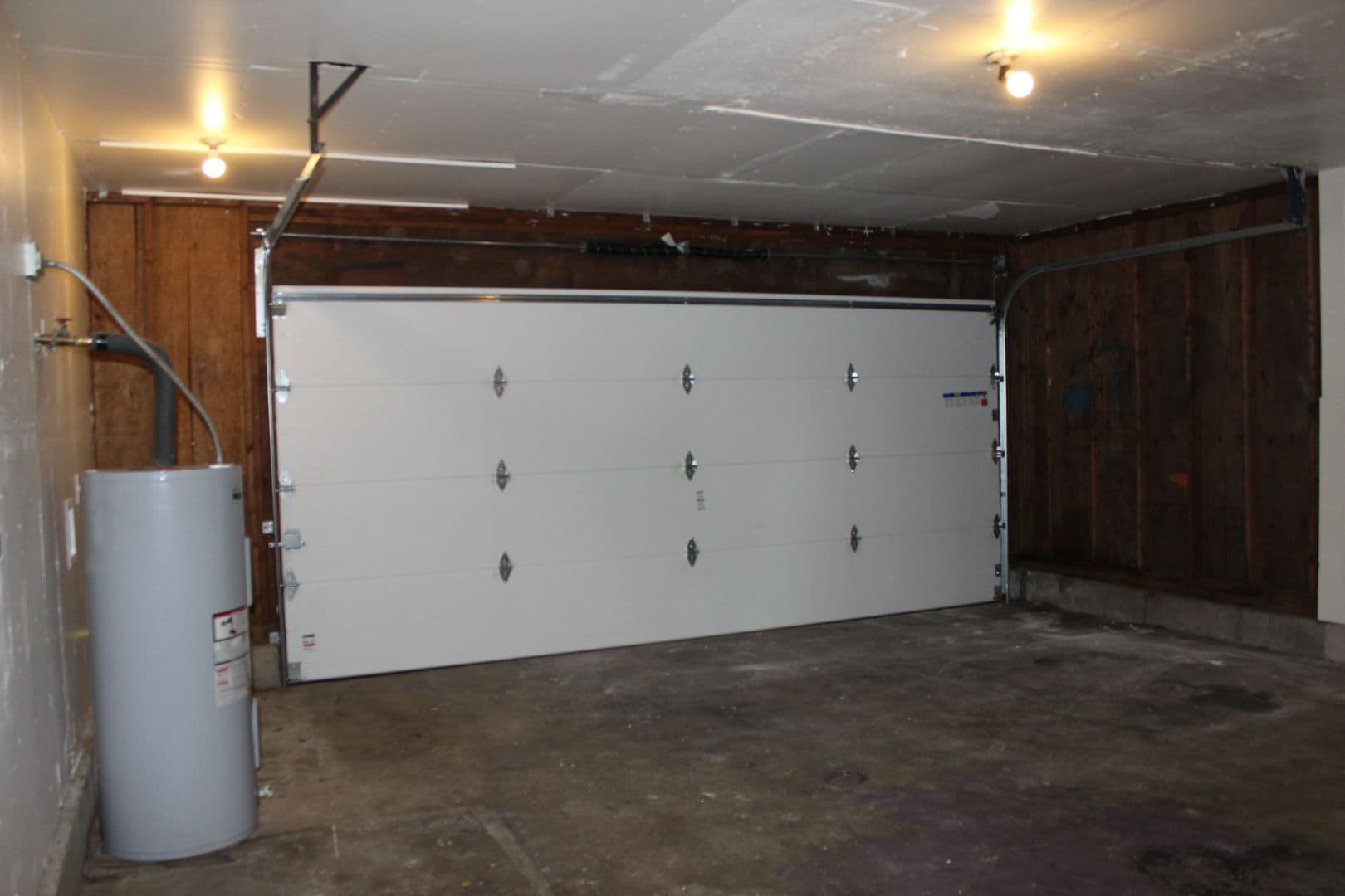Hillsboro House: 262 NE 34th Place