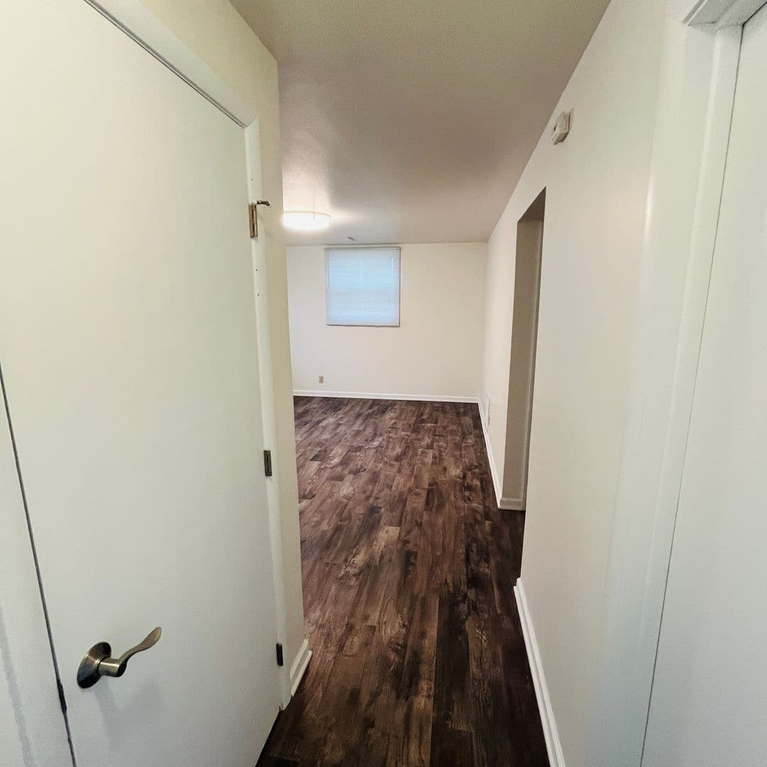 Sun Prairie Townhome: 2000-2004 Wyoming Ave