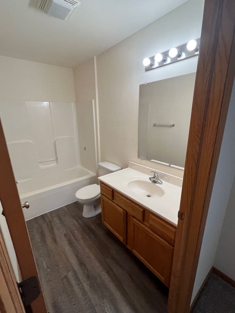 Madison Townhome: 102-112 Wind Stone Drive