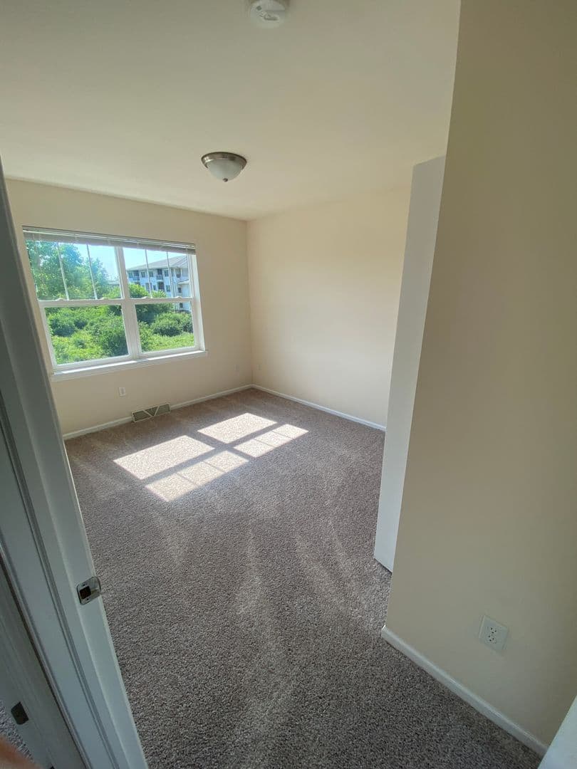 Madison Townhome: 102-112 Wind Stone Drive
