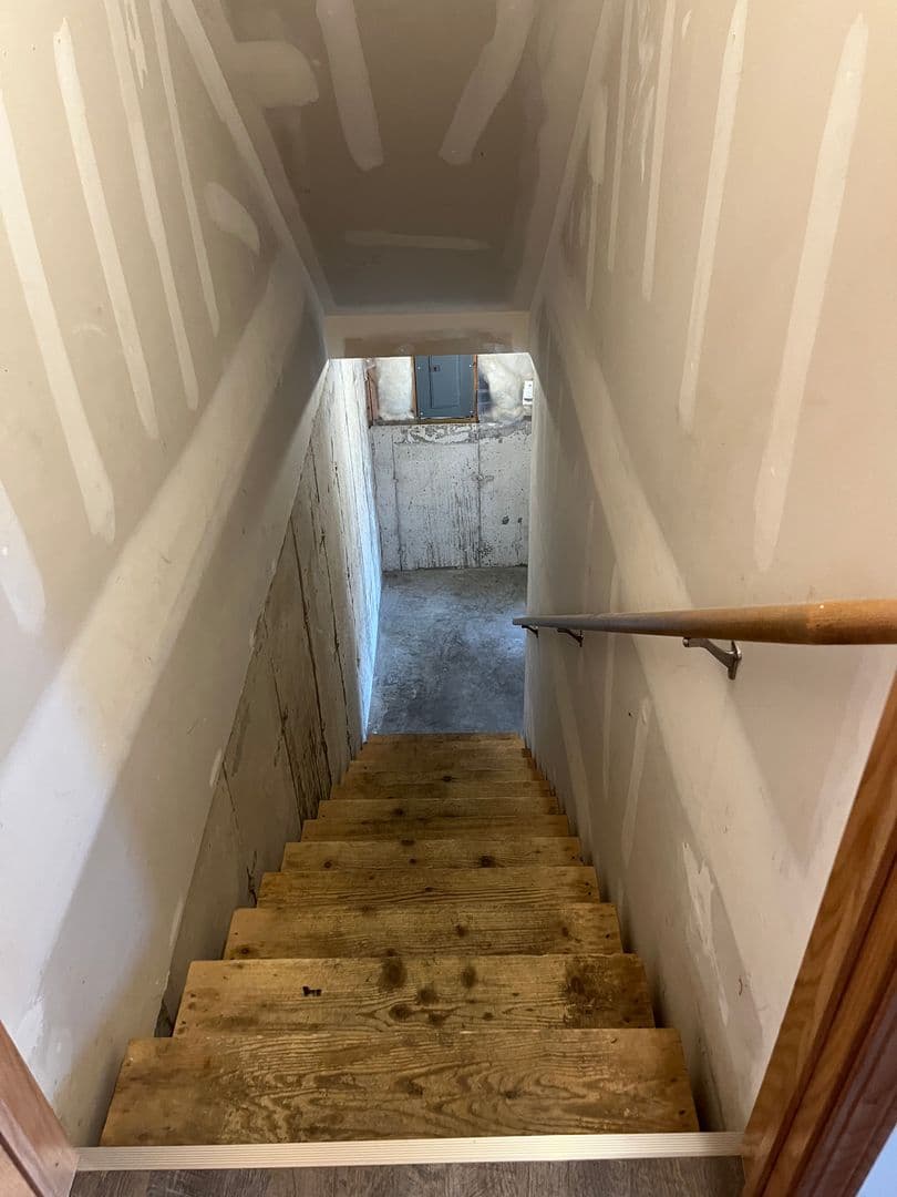 Madison Townhome: 102-112 Wind Stone Drive